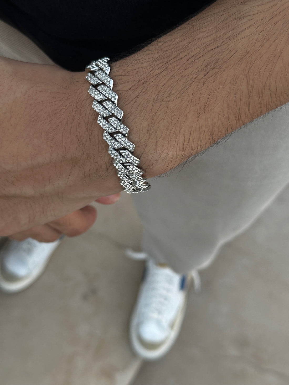 BLACK CRYSTAL BRACELET ONLY